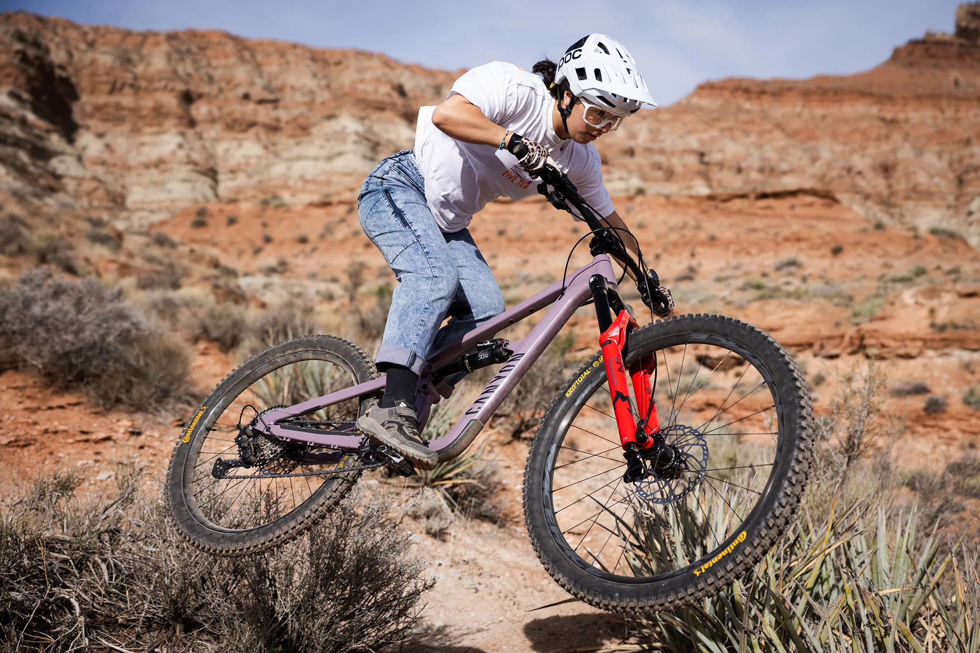 2025 Canyon Spectral AL trail bike is simple & capable in affordable aluminum, Sam shredding on her custom build with personal sponsors