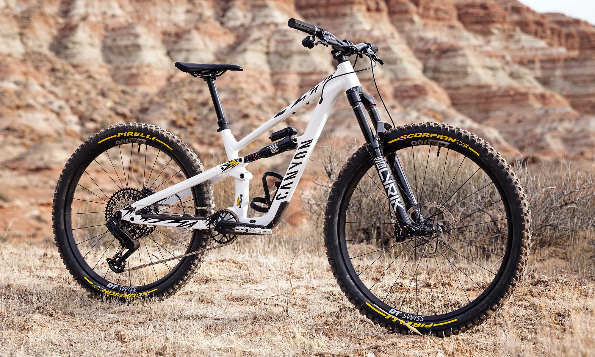 2025 Canyon Spectral AL CLLCTV trail bike is simple & capable in affordable aluminum,