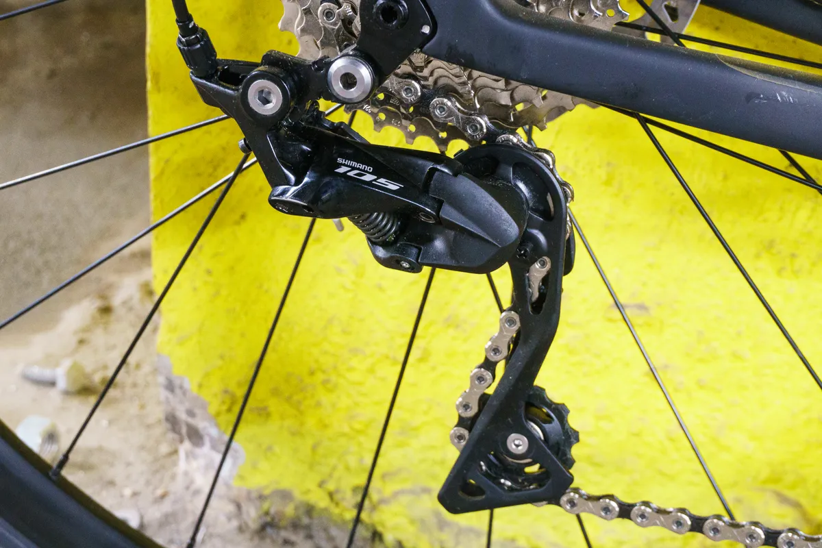 Shimano 105 R7000 groupset review, rear derailleur
