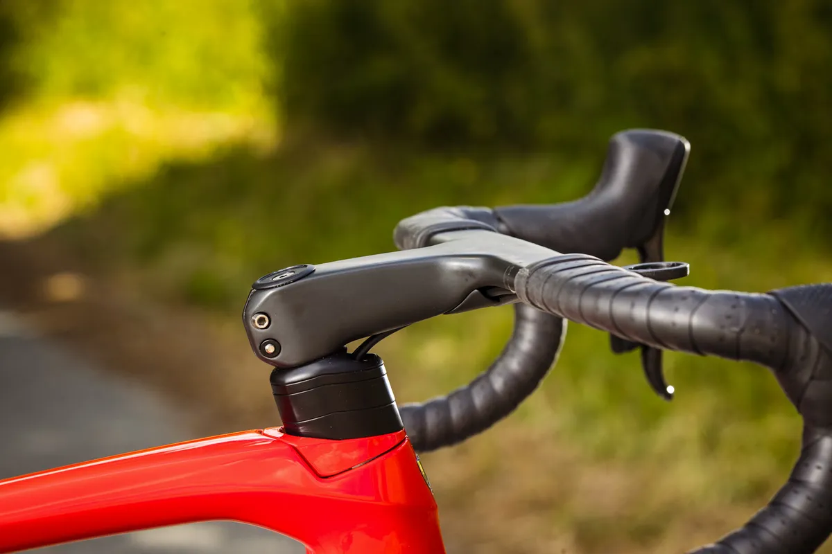 Bontrager Aeolus RSL VR-C integrated cockpit/bar-stem