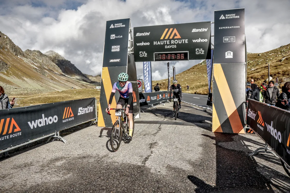 8385_20220925_102444_250827992_original Jack’s Canyon Ultimate CF SLX Haute Route Davos Horse for the Course