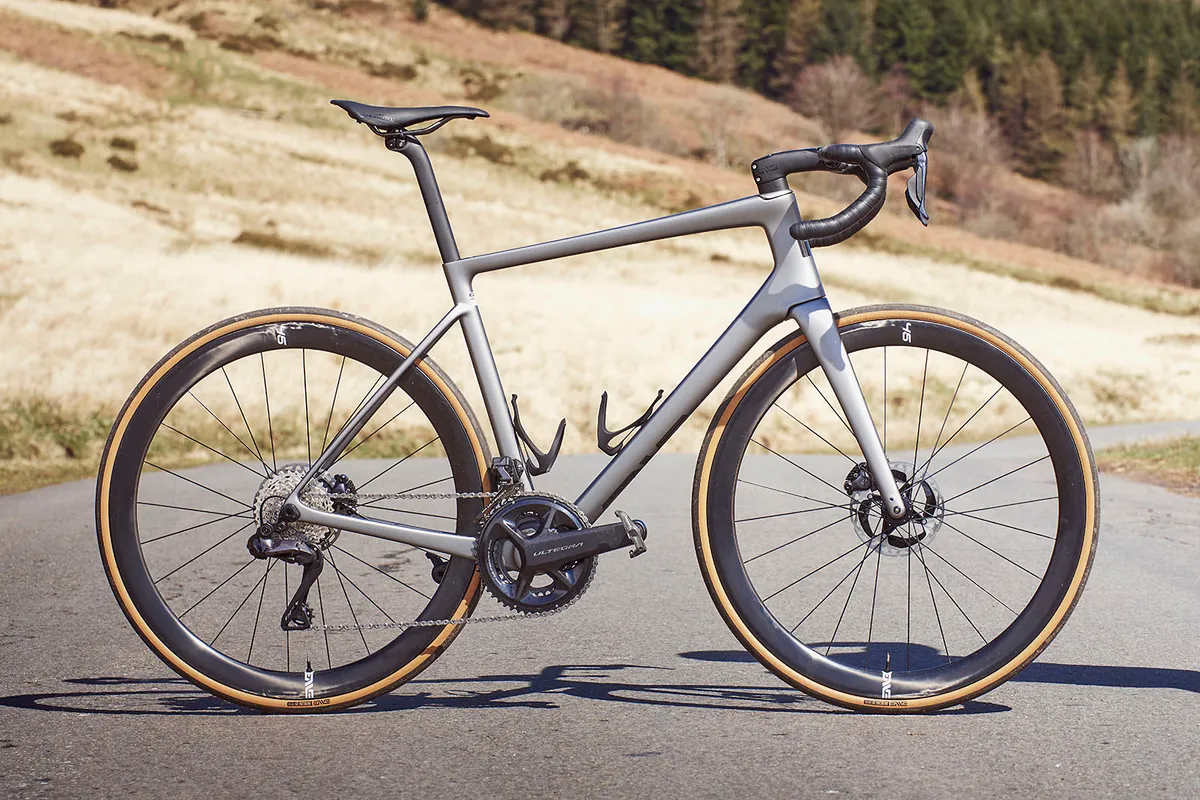 ENVE Melee (Ultegra Di2 build) road bike