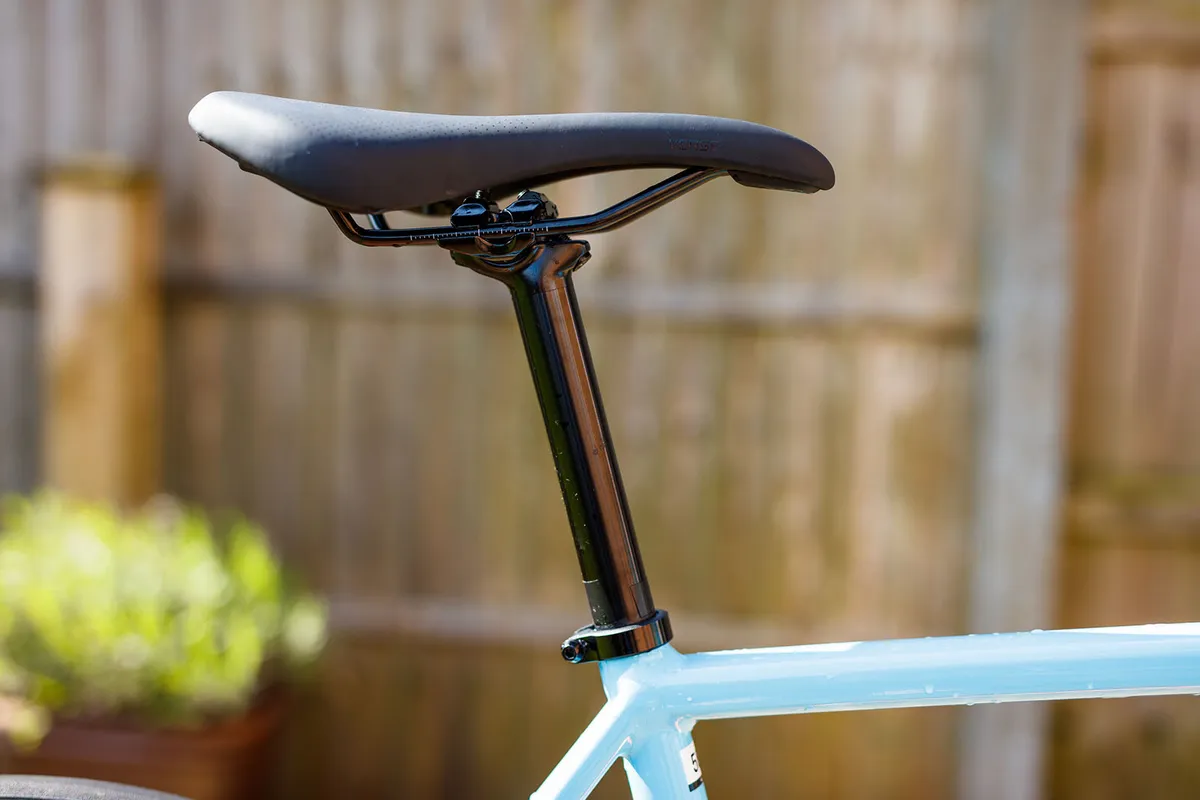 Trek Émonda ALR 5 road bike