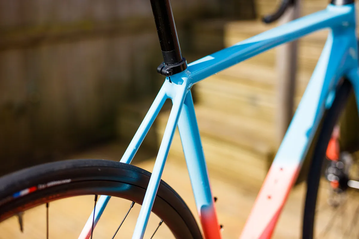 Trek Émonda ALR 5 road bike