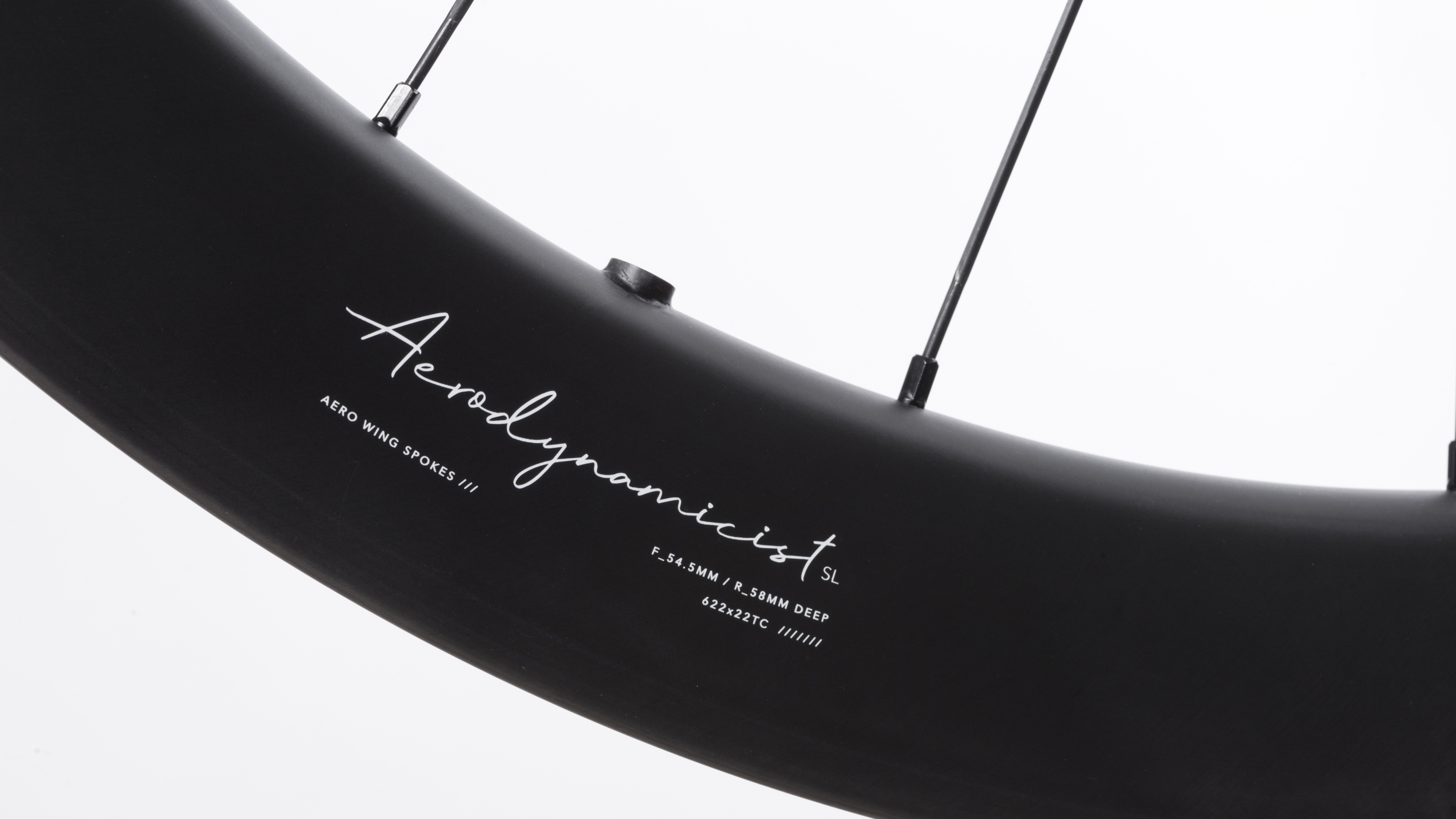 A Hunt Aerodynamicist rim