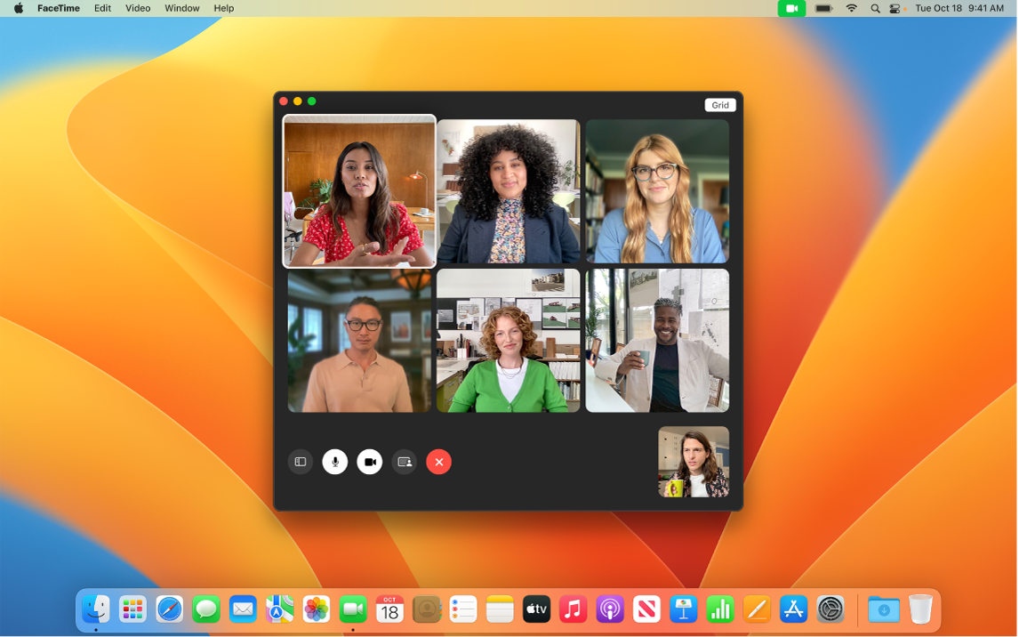 Et FaceTime-vindu med en gruppe inviterte brukere.