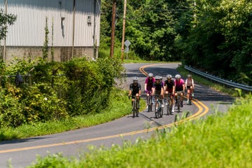 a 4week century ride training plan for cyclists looking for an endurance tuneup